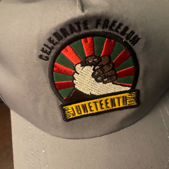 Juneteenth gray cap - Picture 2 of 2